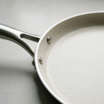 Pestsafe 11-Inch Ceramic Nonstick Griddle Pan - Image 2